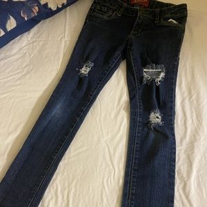 Distressed Jeans For Girls